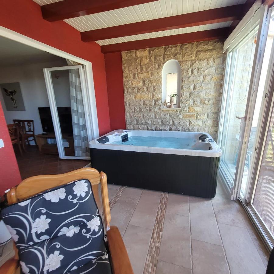 Haus Sunshine Villa Novigrad  ภายนอก รูปภาพ